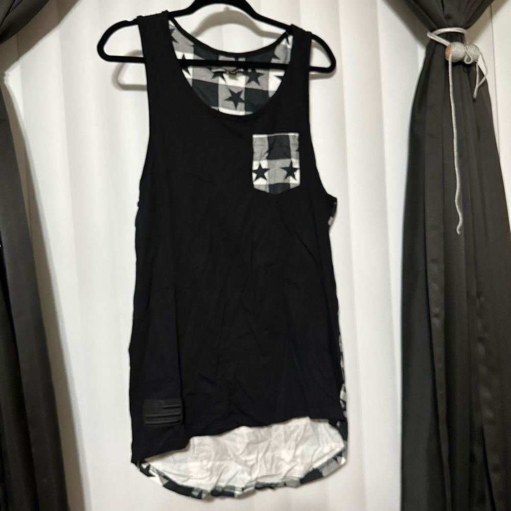 M.C. Squares stars black/white tank, low/hi detailing, 1 front chest pocket